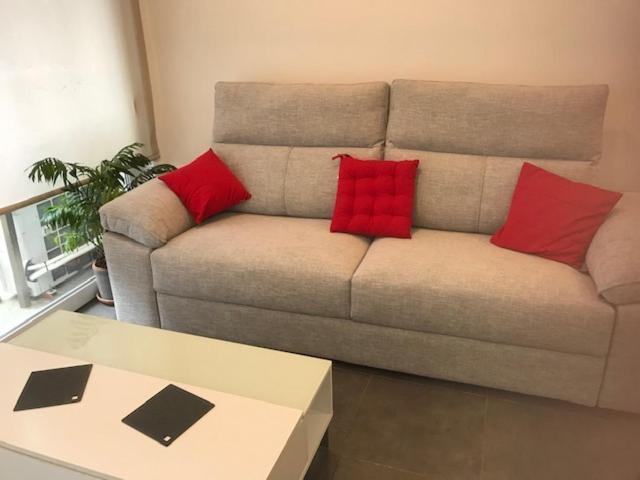 A Chic Four-Person Apartment By The Beach At Cap Ras Llança Εξωτερικό φωτογραφία
